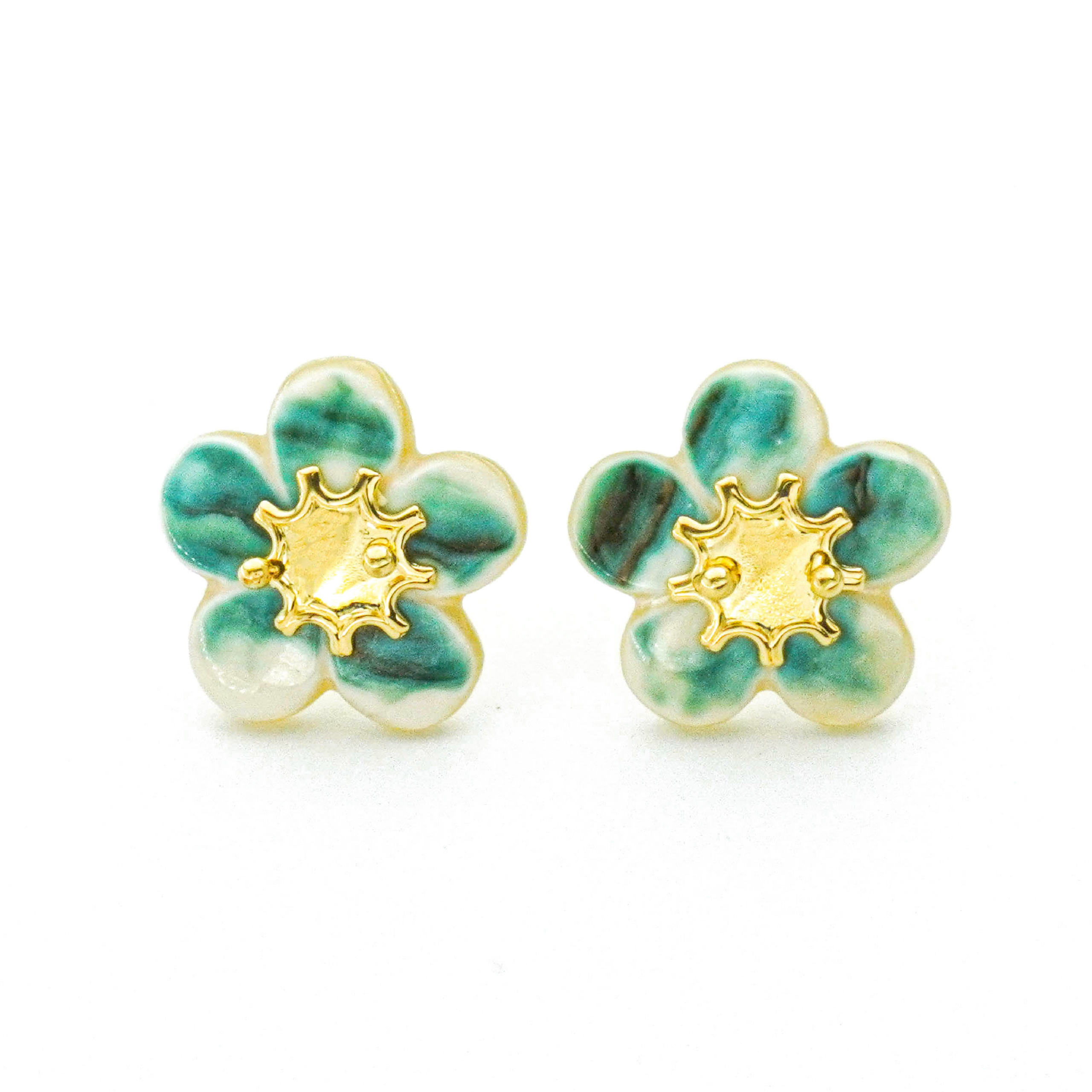 BLUE FLOWER STUDS